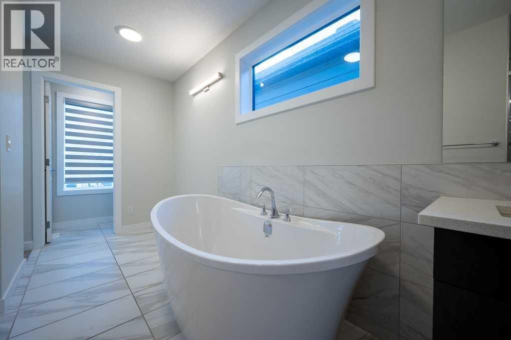 146 Alpine Drive SW — photo 43