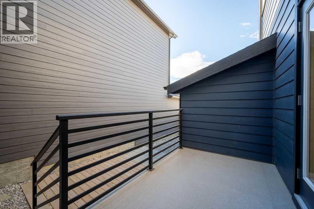 146 Alpine Drive SW — photo 45