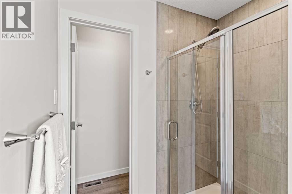 492 Chinook Gate Square SW — photo 35