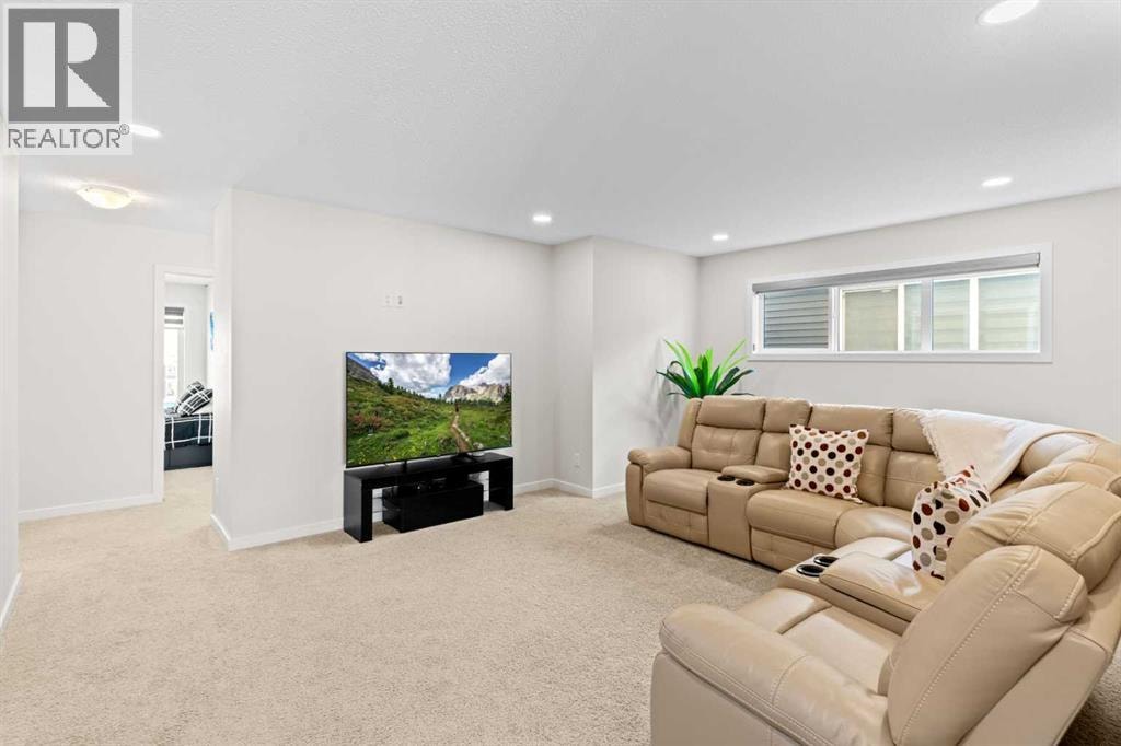 492 Chinook Gate Square SW — photo 21