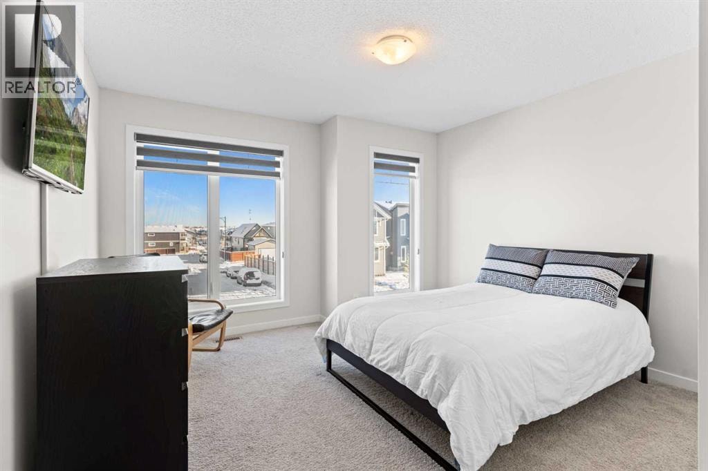 492 Chinook Gate Square SW — photo 29