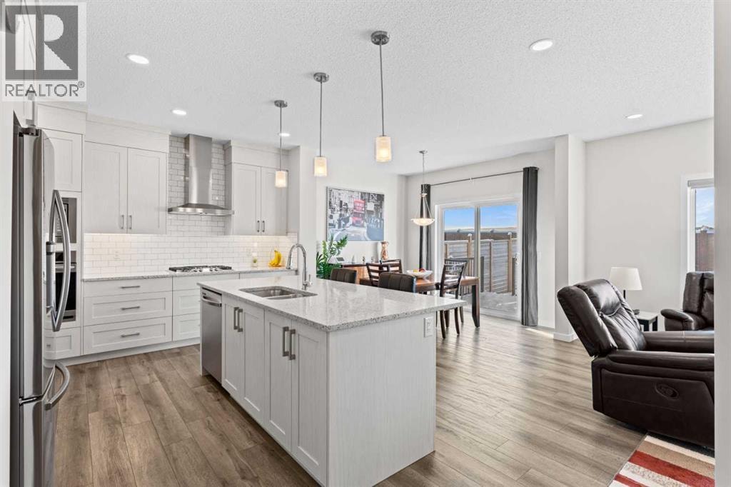 492 Chinook Gate Square SW — photo 9