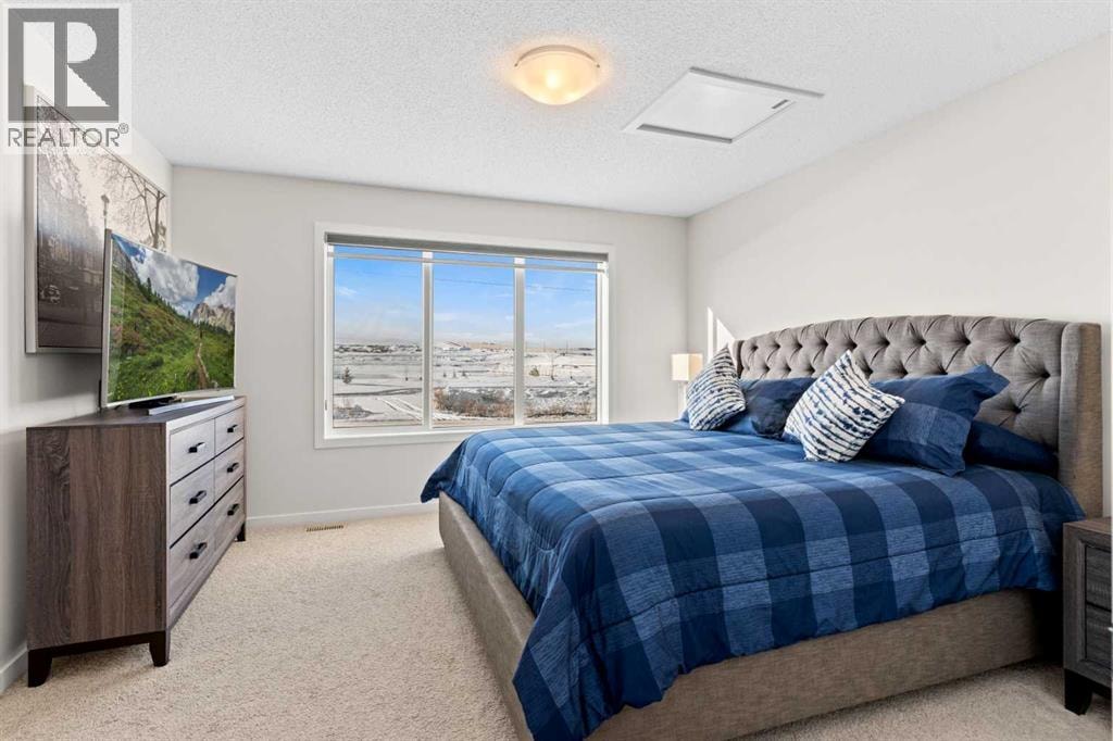 492 Chinook Gate Square SW — photo 31