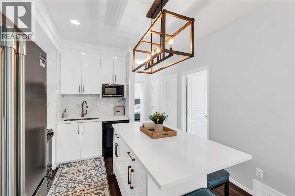 539 East Lakeview Place — photo 16