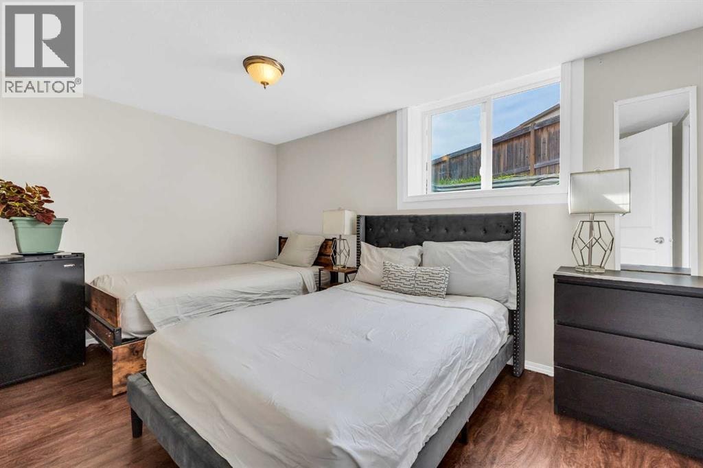539 East Lakeview Place — photo 18