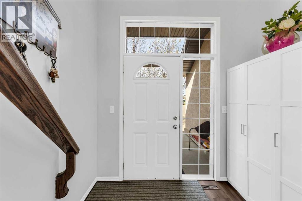 539 East Lakeview Place — photo 5