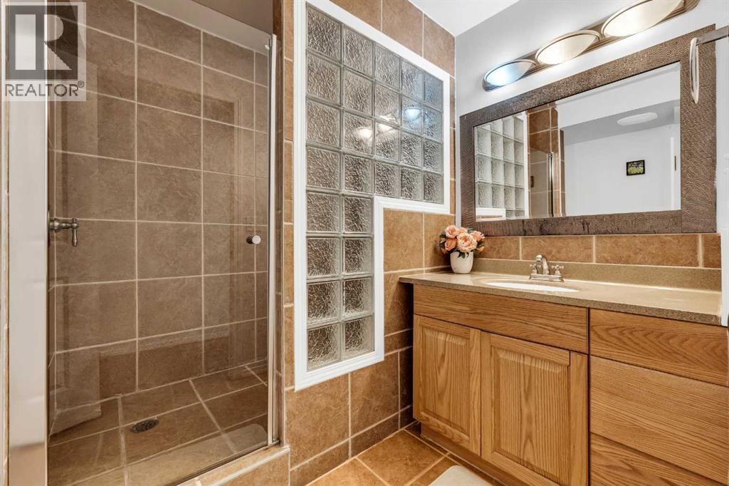 539 East Lakeview Place — photo 38