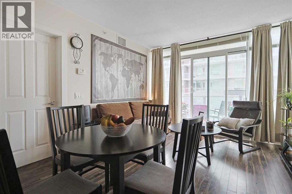 904, 10 Brentwood Common NW — photo 10