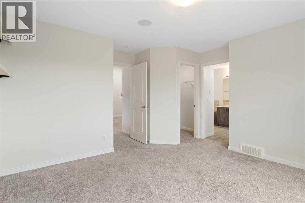 15 Homestead Close NE — photo 32