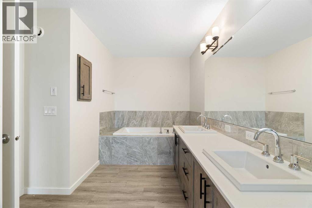 15 Homestead Close NE — photo 36