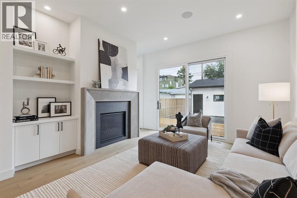 532 51 Avenue SW — photo 15
