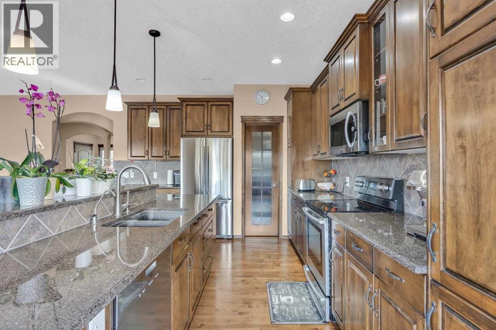 92 Everoak Close SW — photo 12