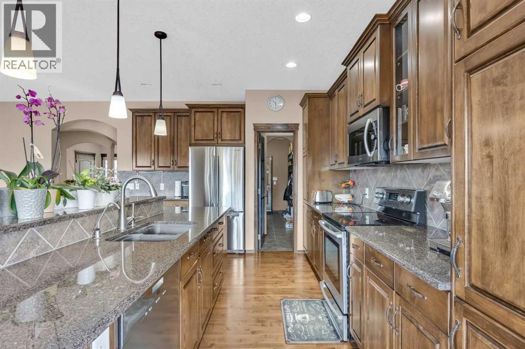 92 Everoak Close SW — photo 13
