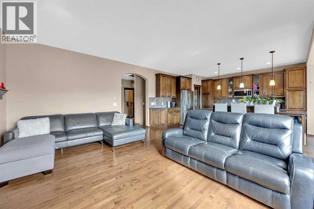 92 Everoak Close SW — photo 8