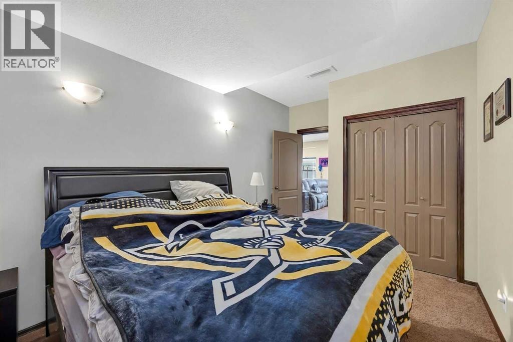 92 Everoak Close SW — photo 44