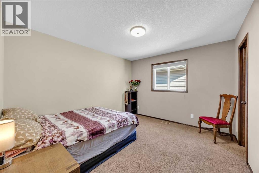 92 Everoak Close SW — photo 32