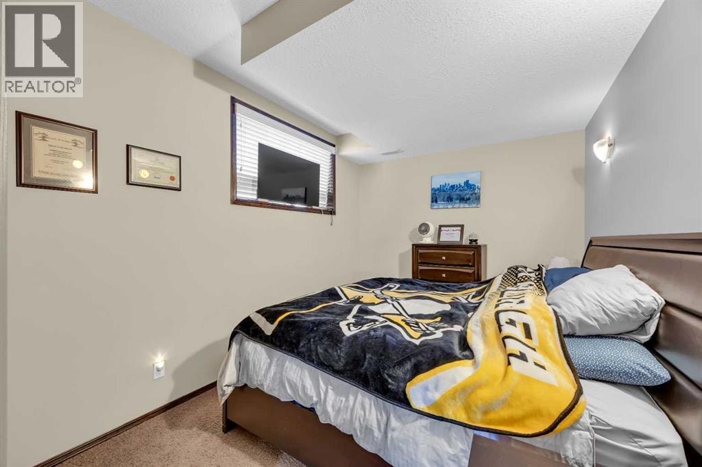 92 Everoak Close SW — photo 43