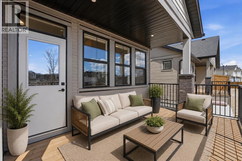 1600, 15 Coopersfield Link SW — photo 31
