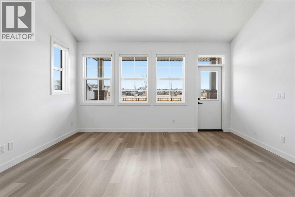 1600, 15 Coopersfield Link SW — photo 13