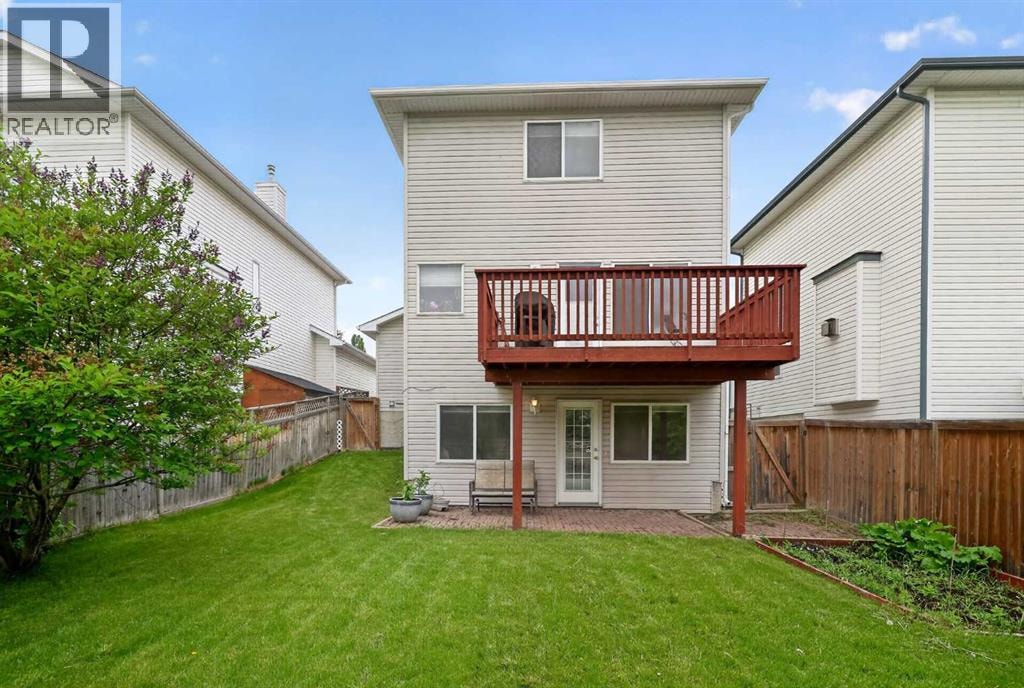 84 Hidden Spring Close NW — photo 31