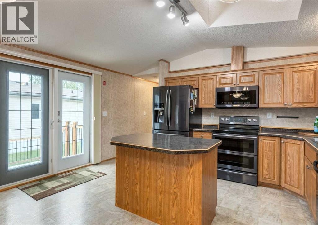 268, 99 Arbour Lake Road NW — photo 9