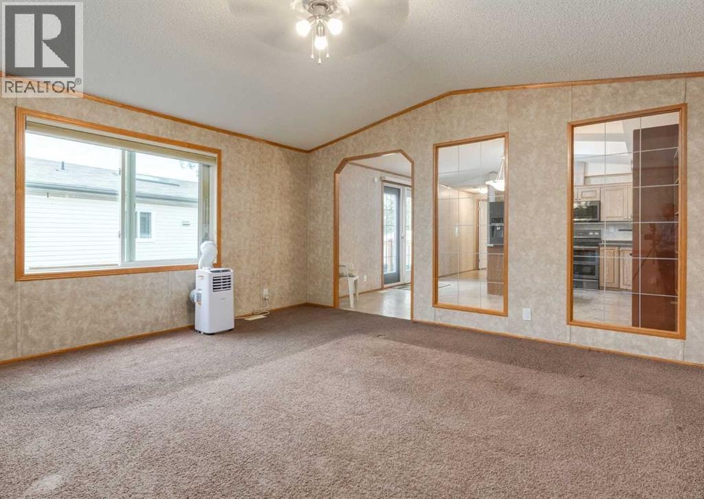 268, 99 Arbour Lake Road NW — photo 4