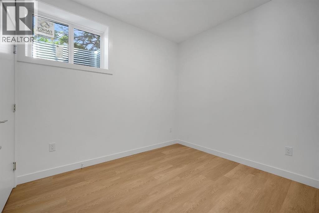 612 12 Avenue NE — photo 22