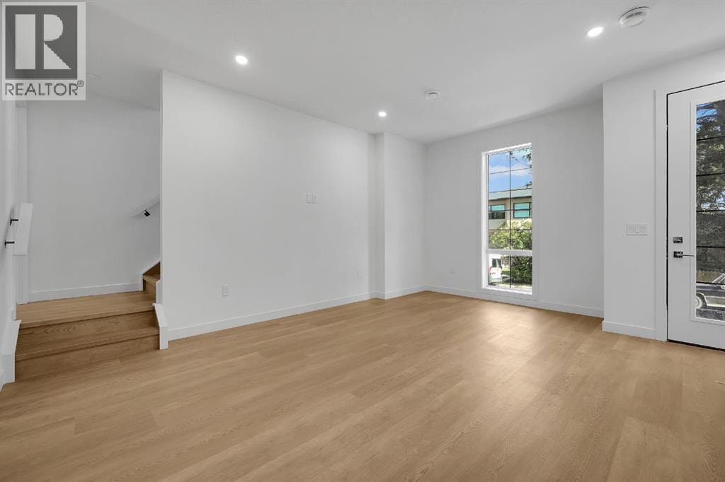 612 12 Avenue NE — photo 9