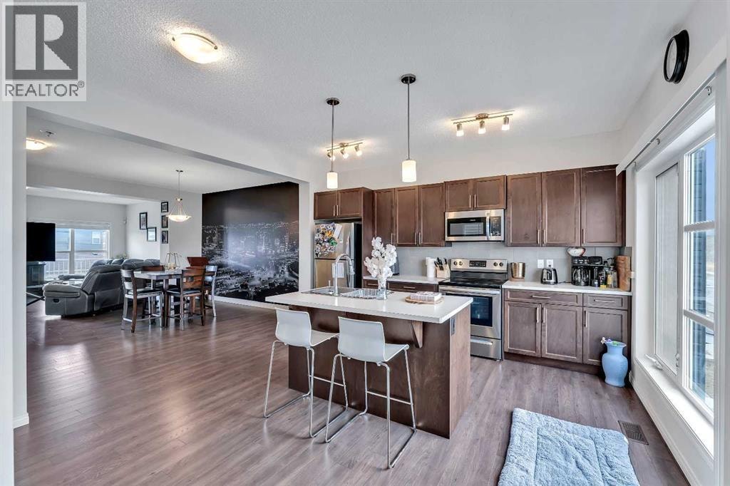 569 savanna Boulevard NE — photo 31