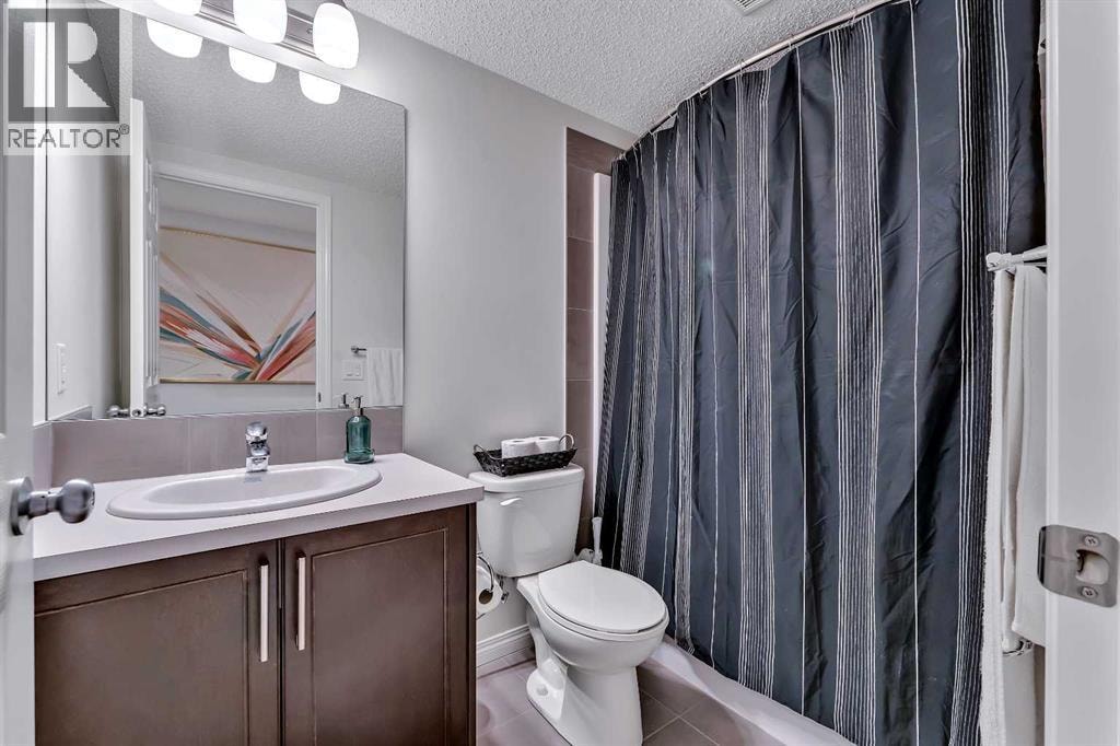 569 savanna Boulevard NE — photo 35