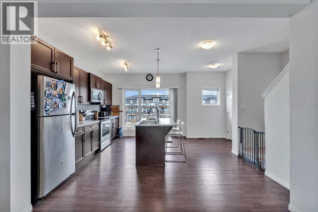 569 savanna Boulevard NE — photo 36