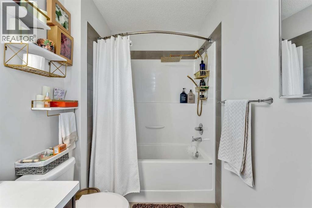 569 savanna Boulevard NE — photo 21