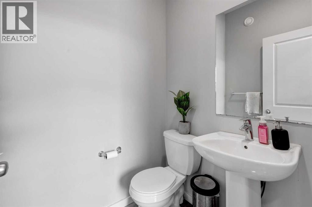 232 Walgrove Way  SE — photo 15