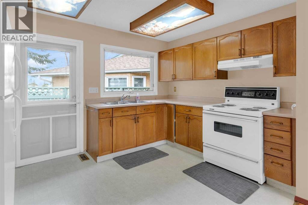 2831 Dovely Park SE — photo 6