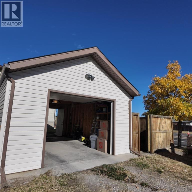 8432 Berkley Road NW — photo 43