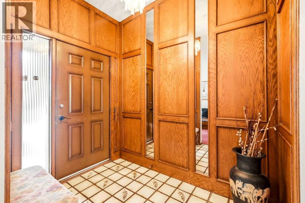 149 Edgehill Drive NW — photo 3