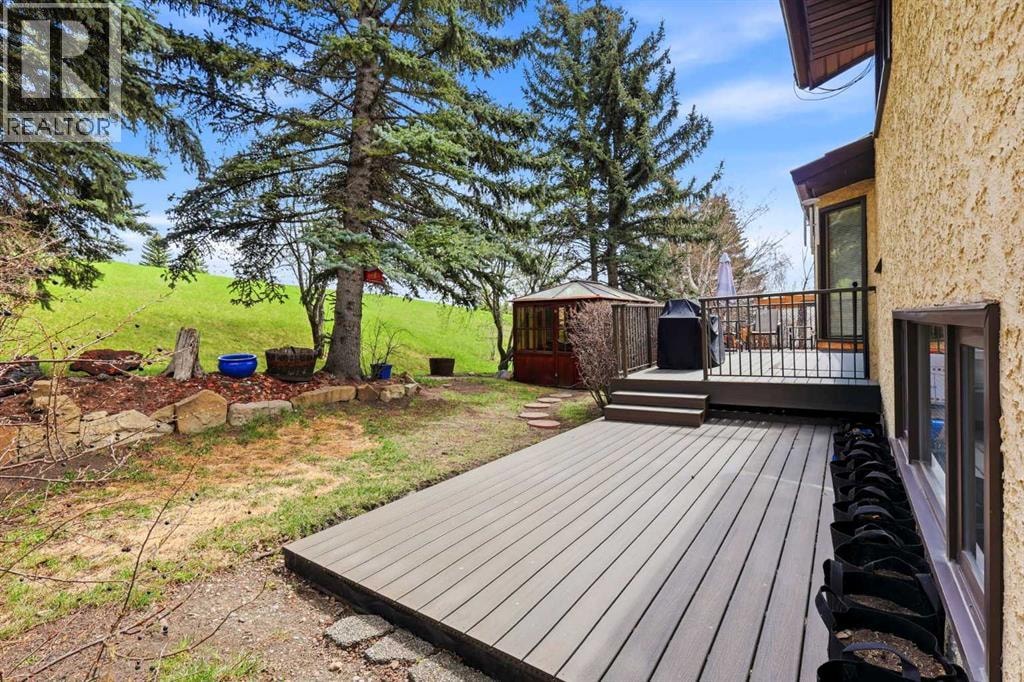 149 Edgehill Drive NW — photo 42