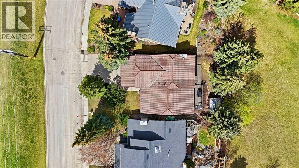 149 Edgehill Drive NW — photo 50