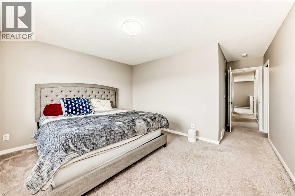 140 Howse Avenue NE — photo 14