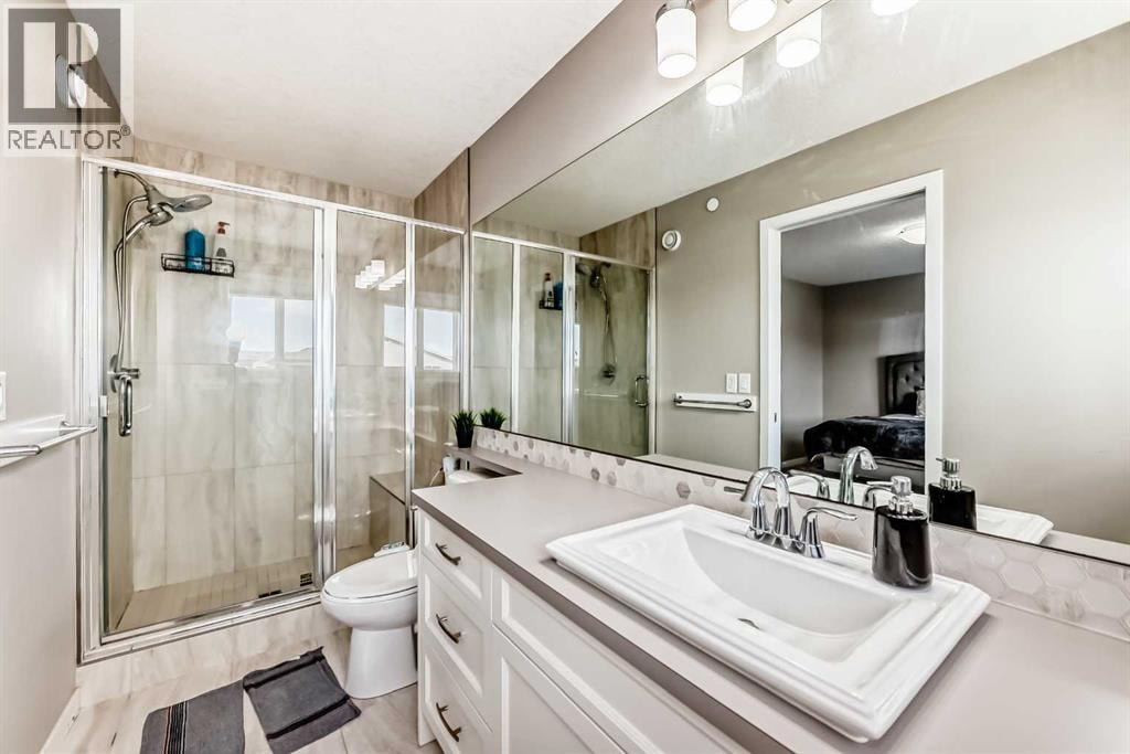 140 Howse Avenue NE — photo 16