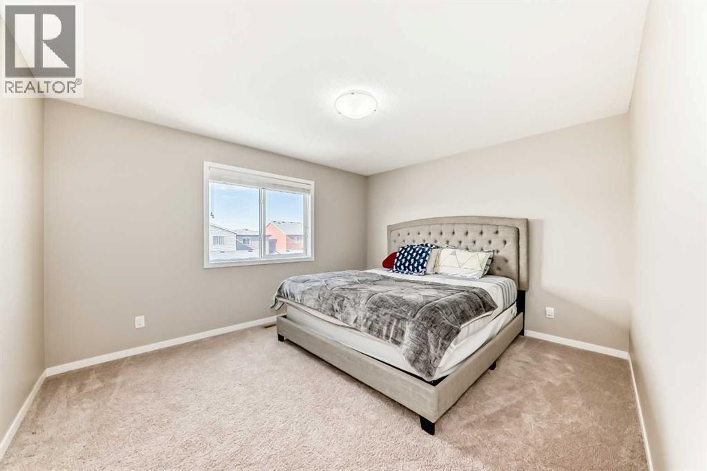 140 Howse Avenue NE — photo 13