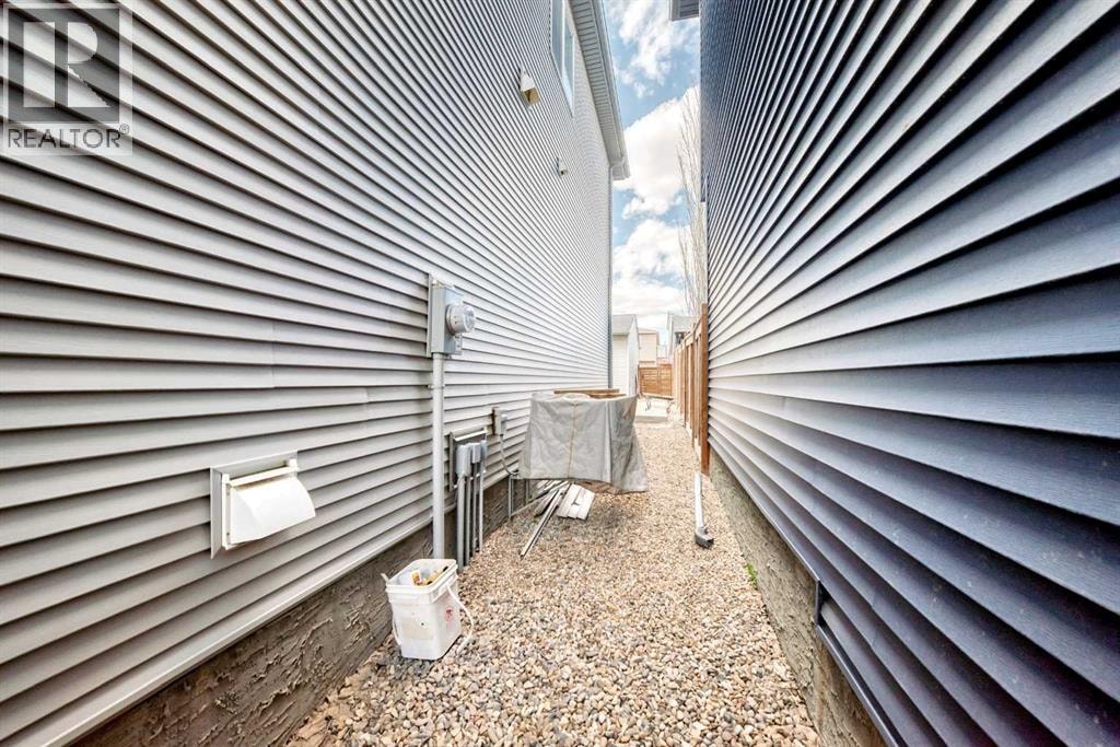 140 Howse Avenue NE — photo 30