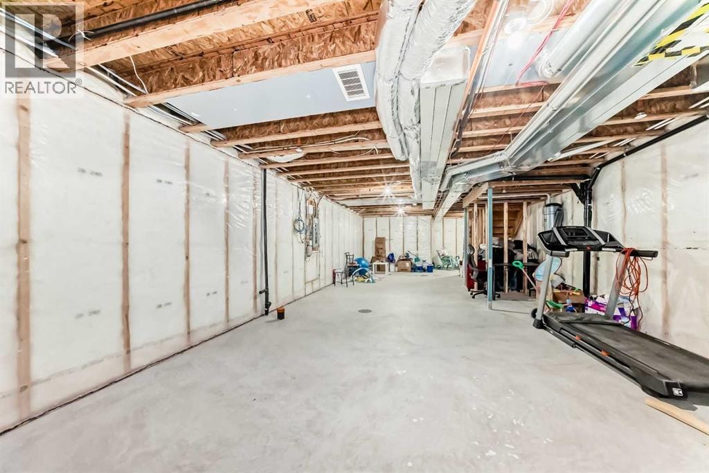 140 Howse Avenue NE — photo 25