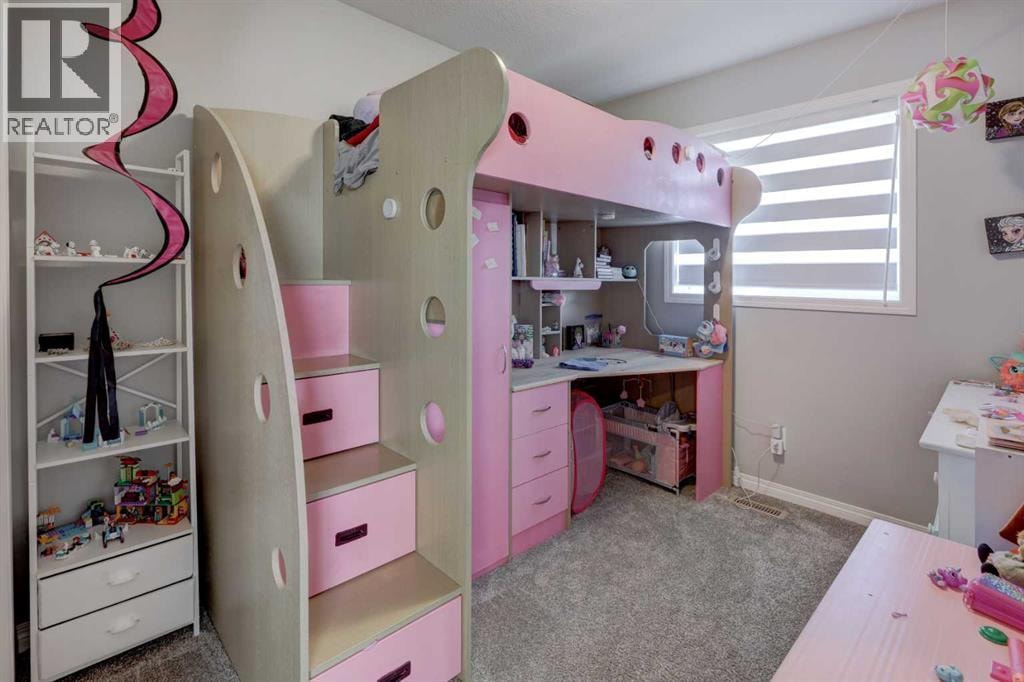 211 Chinook Gate Boulevard SW — photo 22