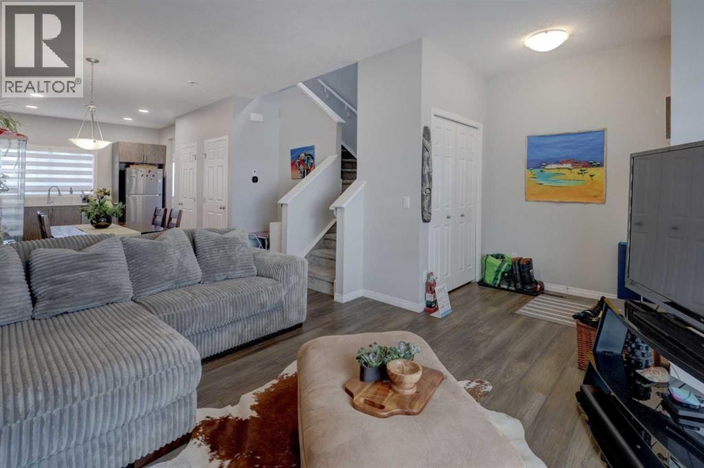 211 Chinook Gate Boulevard SW — photo 6