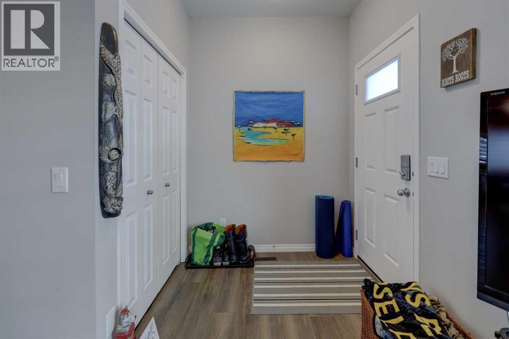211 Chinook Gate Boulevard SW — photo 3