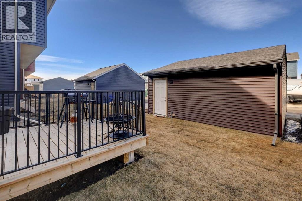 215 Chinook Gate Boulevard SW — photo 26