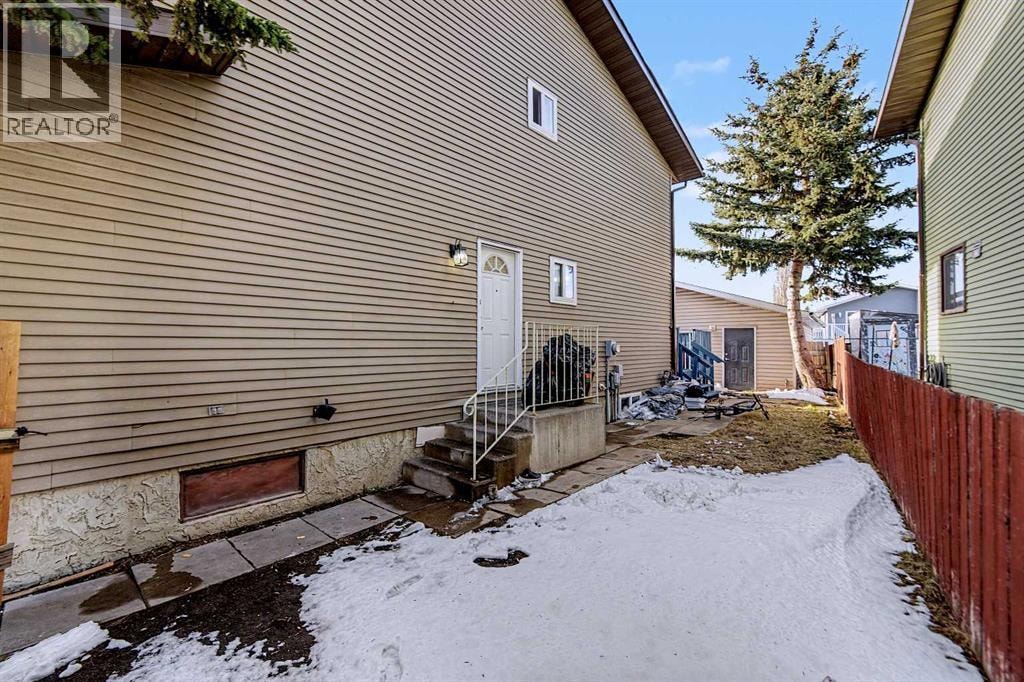 48 Whitworth Way NE — photo 34