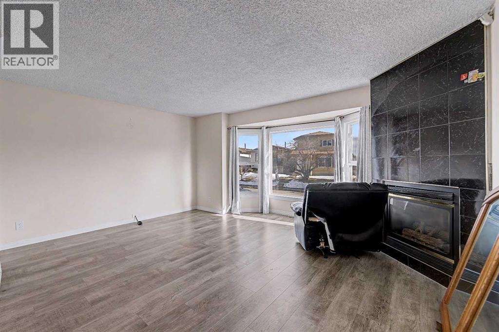48 Whitworth Way NE — photo 6