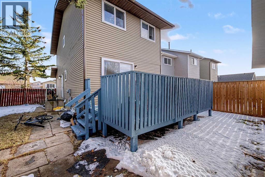 48 Whitworth Way NE — photo 33